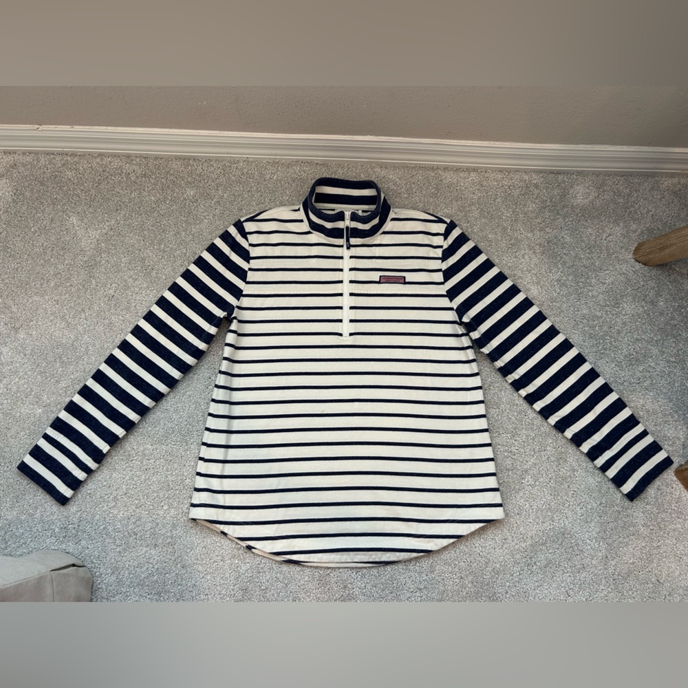 Vineyard Vines Striped Long Sleeve Half Zip Pullover, size Small